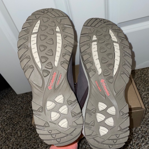 Columbia Womens Water Lace up Boots Purple and Pink Size 5 Wide - Picture 8 of 9